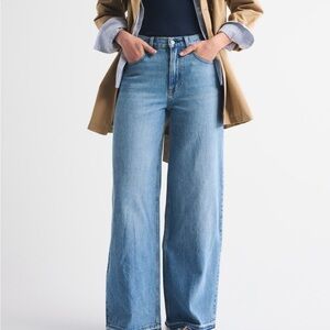 Abercrombie & Fitch Light Blue Boyfriend Jeans